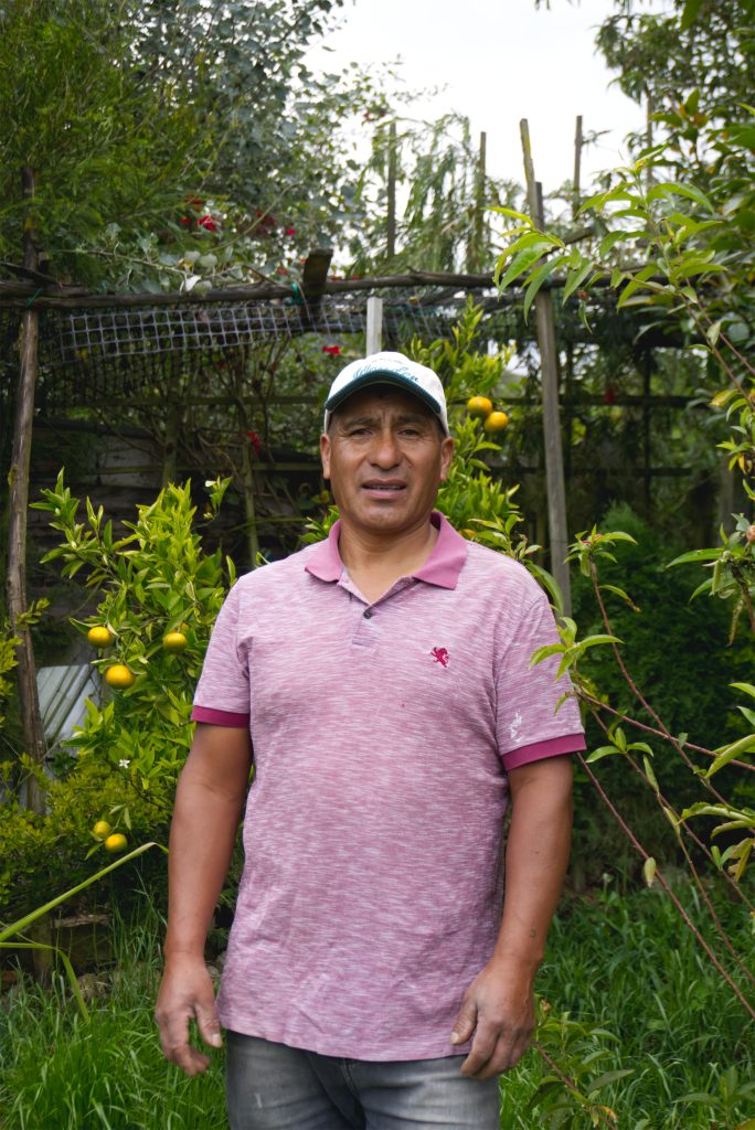Bolivar Zhimal, Agricultor, Sigsig.jpg