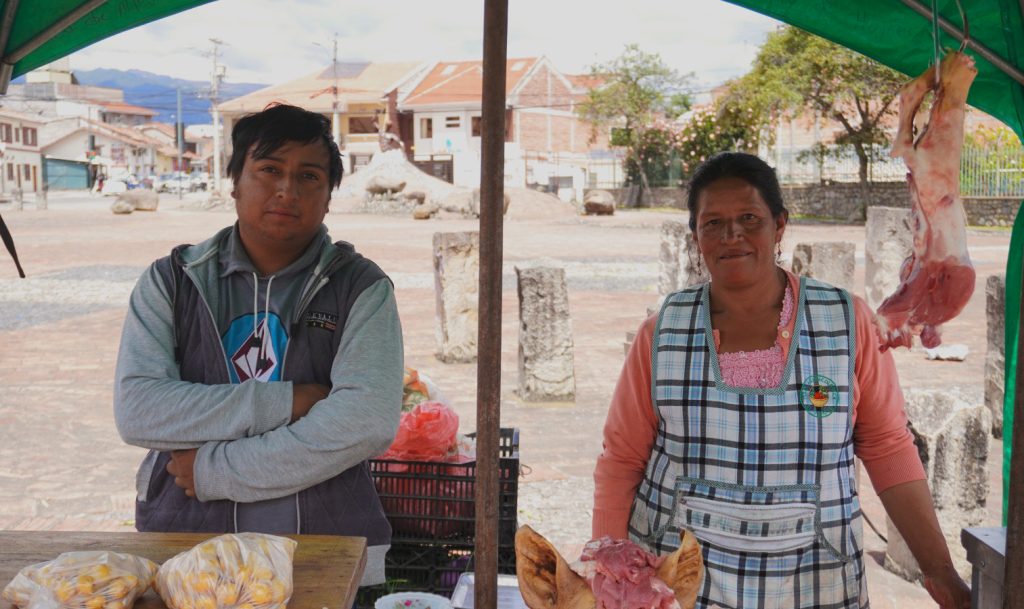 Carlos y su madre, Agricultores, Octavio Cordero.jpg